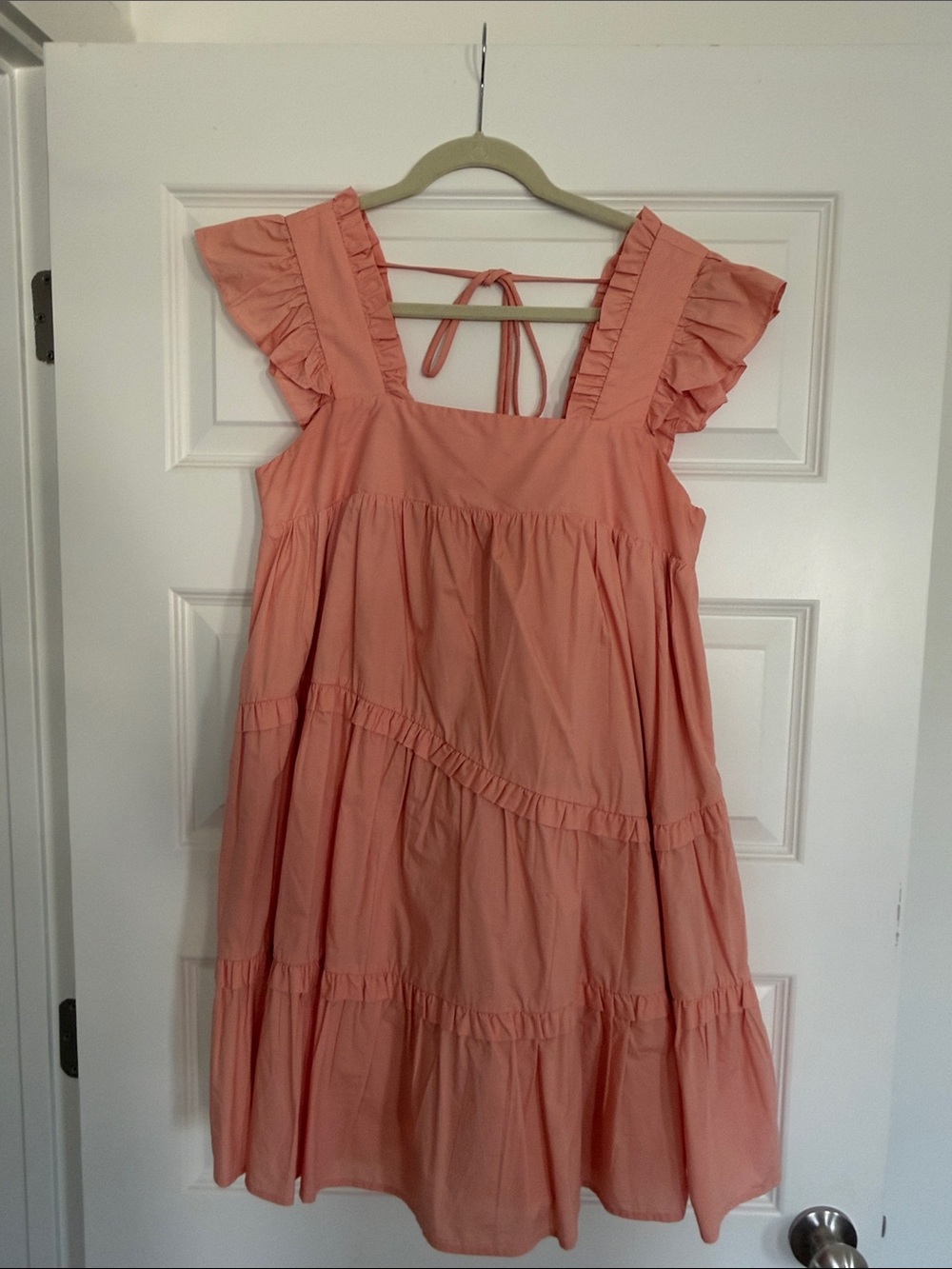 En Saison Coral Ruffle-Sleeve Dress